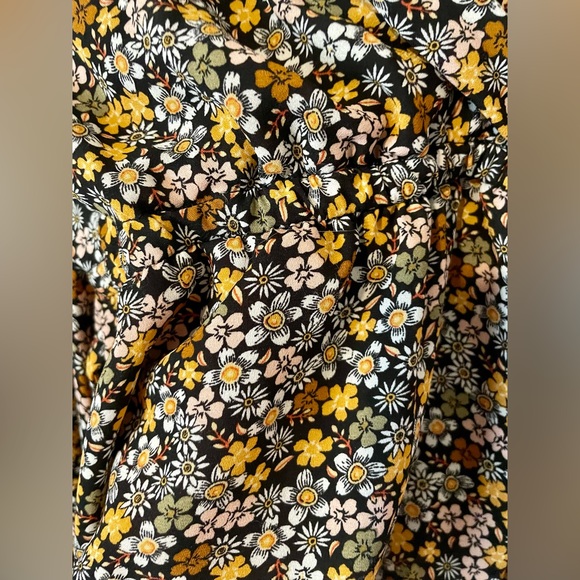 Max Studio Faux Wrap Blouse - Picture 3 of 9